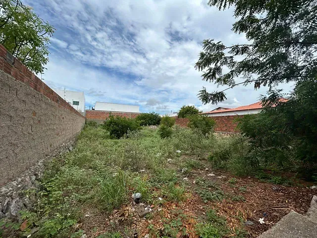Terreno com 351m², à venda, no bairro Caminho dos Lagos em Paulo Afonso