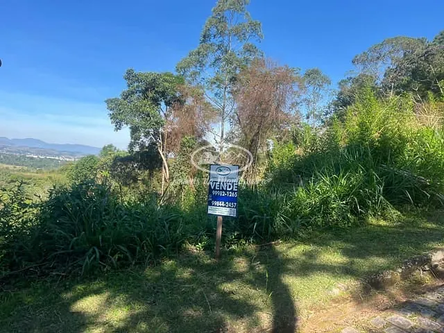 Terreno com 1255m², à venda, no bairro Penedo em Itatiaia