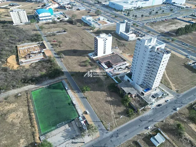 Terreno com 2052m², à venda, no bairro Candeias em Vitória da Conquista