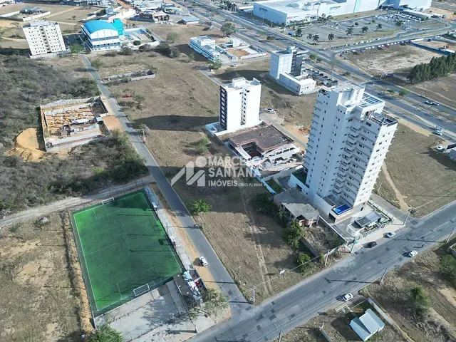 Terreno com 2052m², à venda, no bairro Candeias em Vitória da Conquista