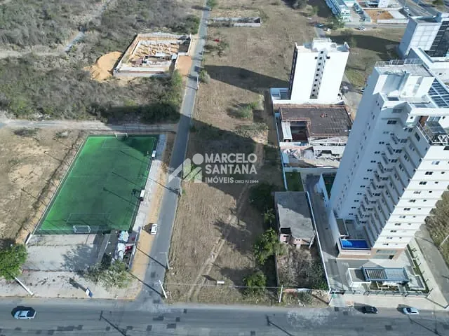 Terreno com 2052m², à venda, no bairro Candeias em Vitória da Conquista