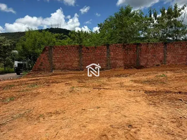 Terreno com 450m², à venda, no bairro Serrano I em Paraíso do Tocantins