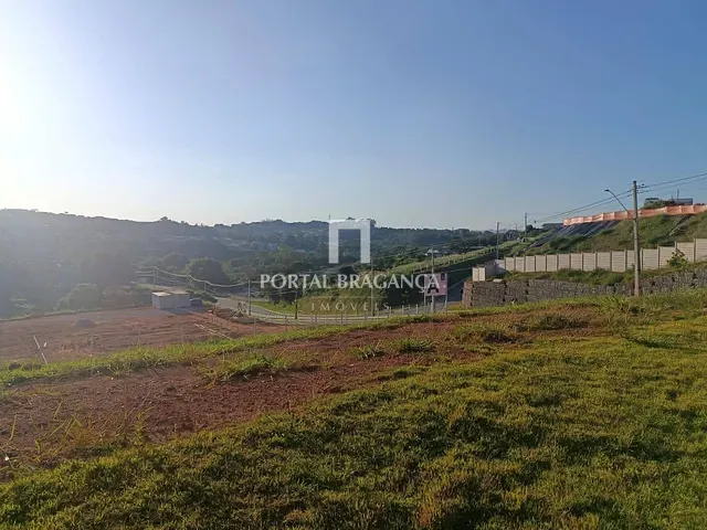 Terreno com 250m², à venda, no bairro Residencial Bella vita em Bragança Paulista