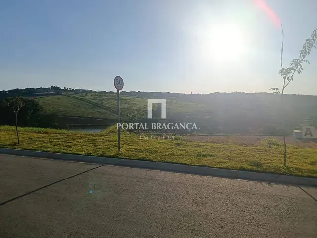 Terreno com 250m², à venda, no bairro Residencial Bella vita em Bragança Paulista