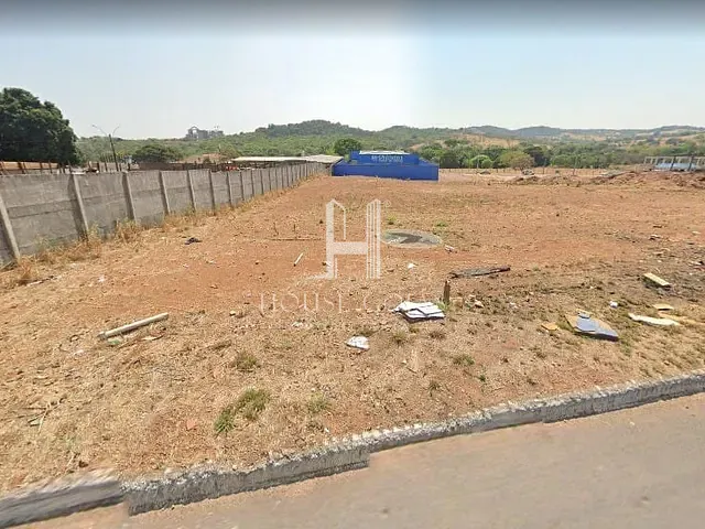Terreno com 1035m², à venda, no bairro Jardim Floresta em Trindade