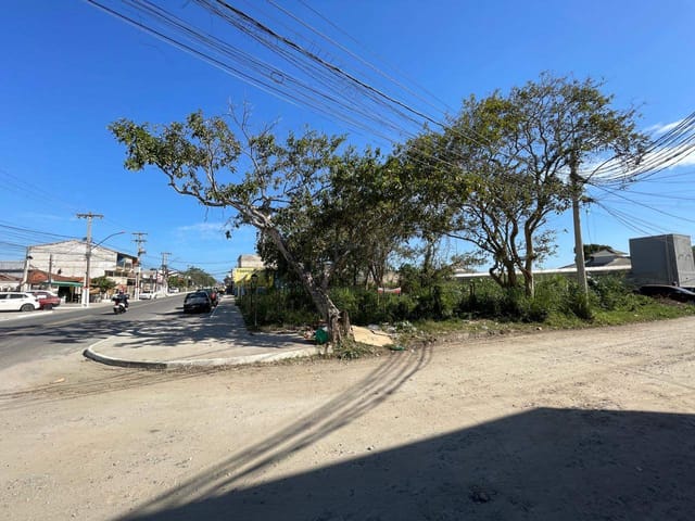 Terreno com 787m², à venda, no bairro Jardim Atlântico Oeste (Itaipuaçu) em Maricá