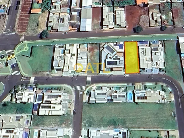 Terreno com 440m², à venda, no bairro Residencial Ville de France em Ourinhos