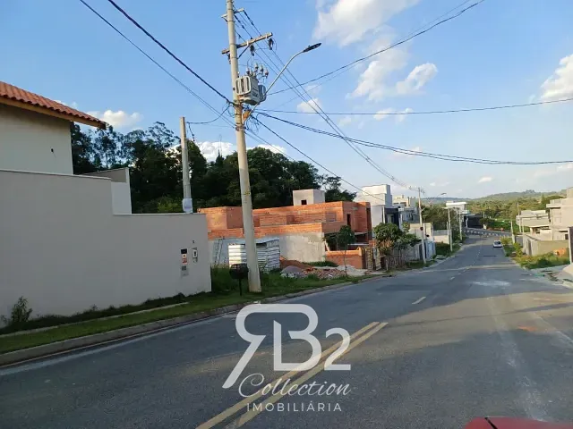 Terreno com 275m², à venda, no bairro Pinheirinho em Vinhedo