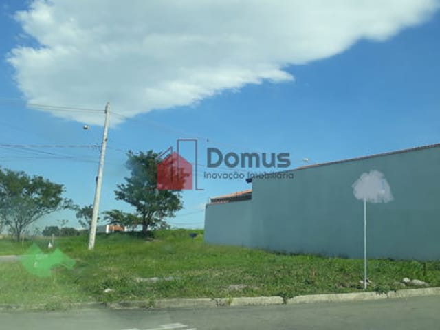 Terreno com 262m², à venda, no bairro Loteamento Residencial e Comercial Flamboyant em Pindamonhangaba