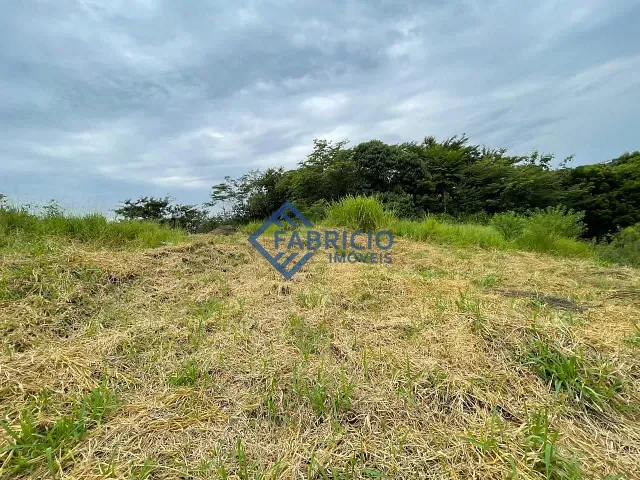 Terreno com 255m², à venda, no bairro Bosque em Vinhedo