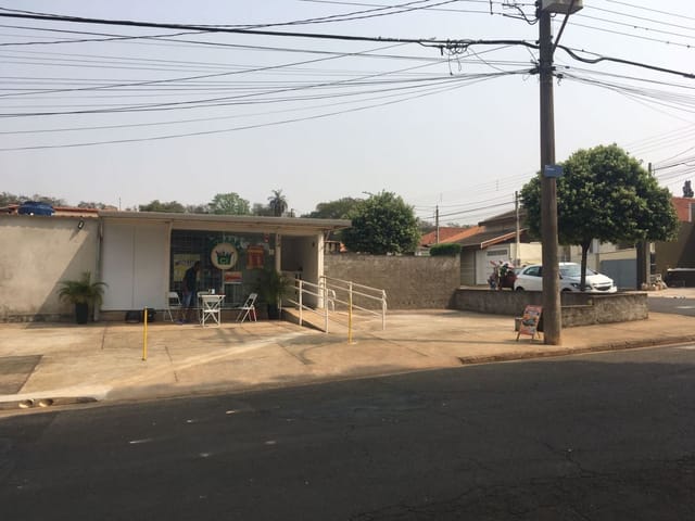 Terreno com 338m², à venda, no bairro Vila Frezzarim em Americana