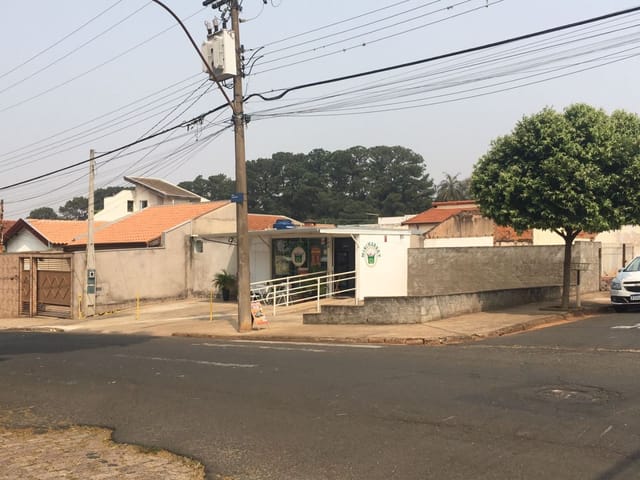 Terreno com 338m², à venda, no bairro Vila Frezzarim em Americana