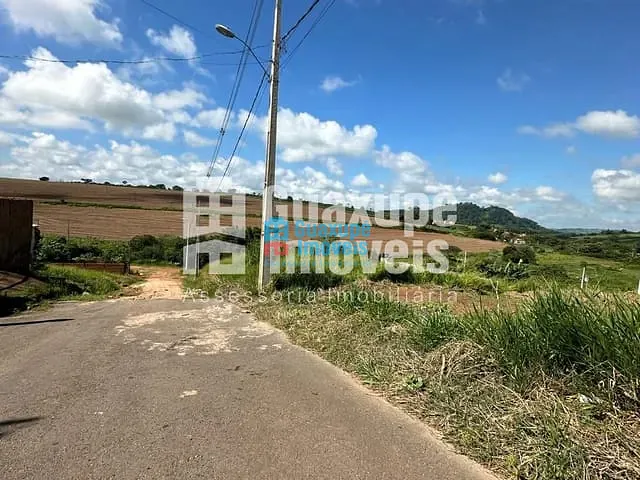 Terreno com 170m², à venda, no bairro Jardim Renovaçao 2 em GUARANÉSIA