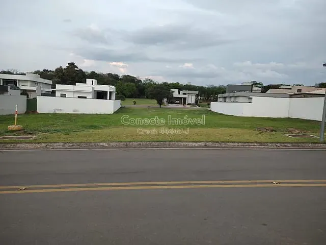 Terreno com 435m², à venda, no bairro Residencial Flor D'Aldeia em Holambra