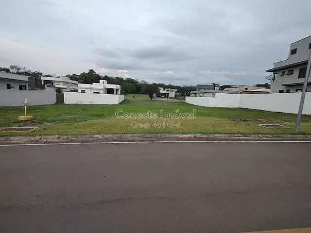 Terreno com 435m², à venda, no bairro Residencial Flor D'Aldeia em Holambra