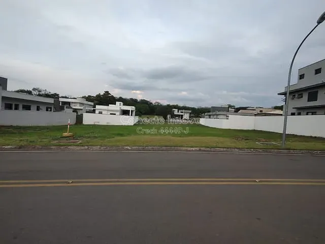 Terreno com 435m², à venda, no bairro Residencial Flor D'Aldeia em Holambra