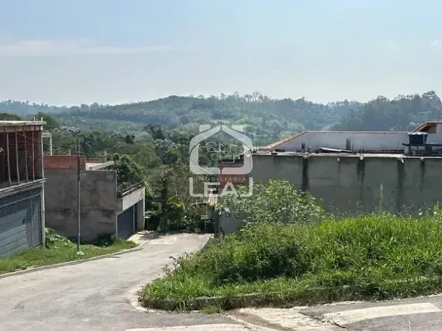 Terreno com 135m², à venda, no bairro Jardim São Francisco em Embu das Artes