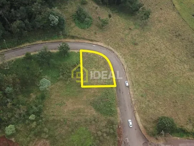Terreno com 498m², à venda, no bairro Parque de Exposições em Concórdia