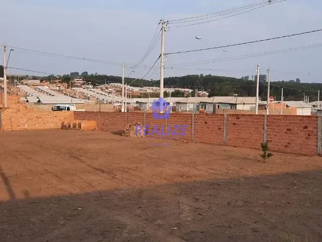 Terreno com 630m², à venda, no bairro Jardim Botucatu (Rubião Júnior) em Botucatu