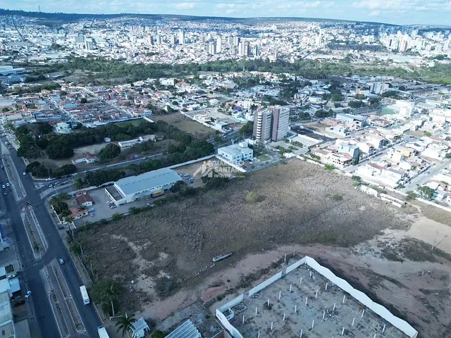 Terreno com 20000m², à venda, no bairro Boa Vista em Vitória da Conquista