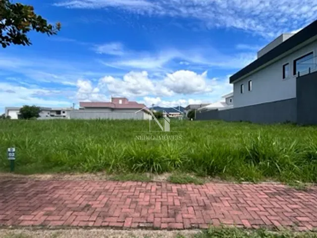 Terreno com 382m², à venda, no bairro Itapeba em Maricá