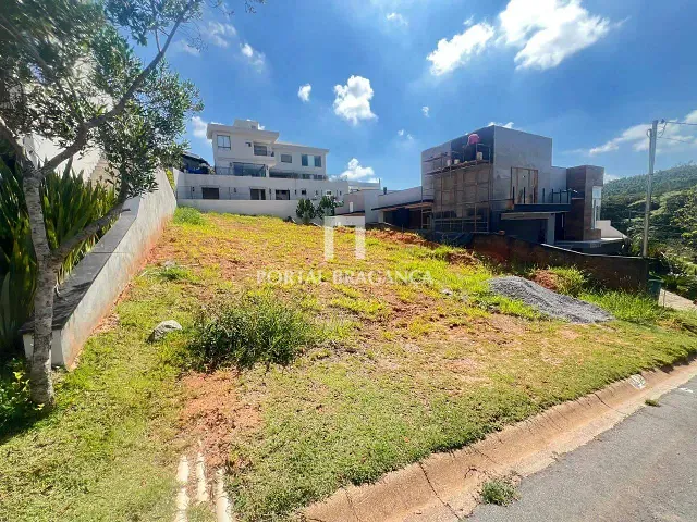 Terreno com 455m², à venda, no bairro Condomínio Residencial Campos do Conde em Bragança Paulista