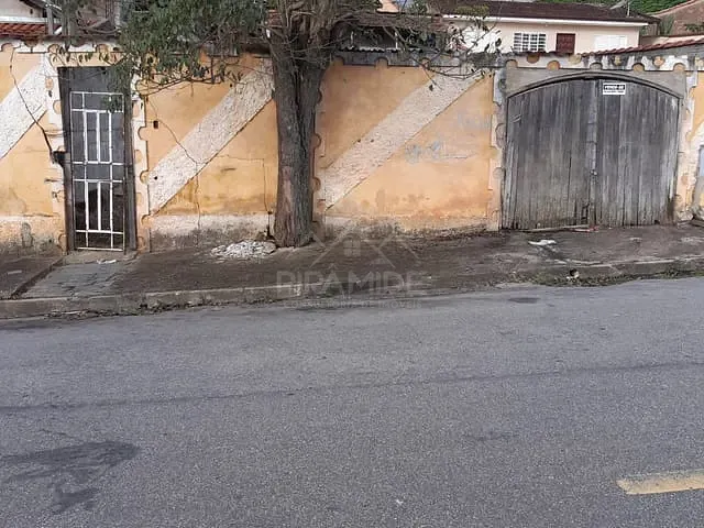 Terreno com 300m², à venda, no bairro Parque Primavera em Poços de Caldas