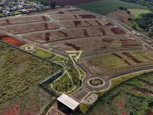 Terreno com 403m², à venda, no bairro cravinhos em Cravinhos