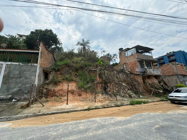 Terreno com 175m², à venda, no bairro Monte Azul em Belo Horizonte