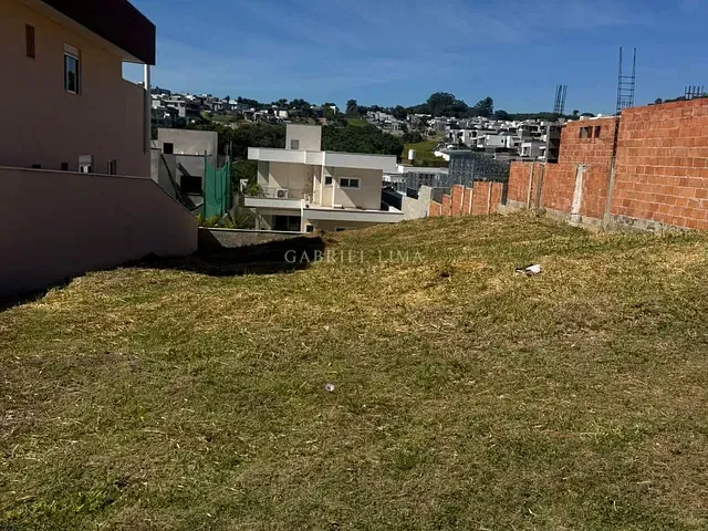 Terreno com 455m², à venda, no bairro Loteamento Brisas do Lago em Jundiaí