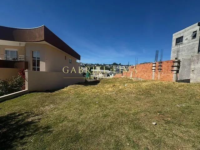 Terreno com 455m², à venda, no bairro Loteamento Brisas do Lago em Jundiaí