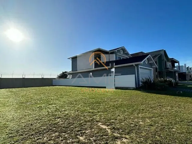 Terreno com 341m², à venda, no bairro Laranjal em Pelotas