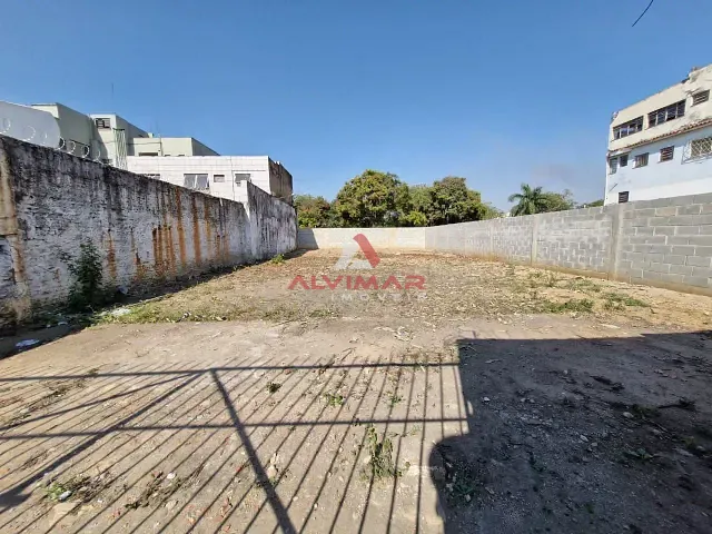 Terreno com 317m², para alugar, no bairro Niterói em Volta Redonda