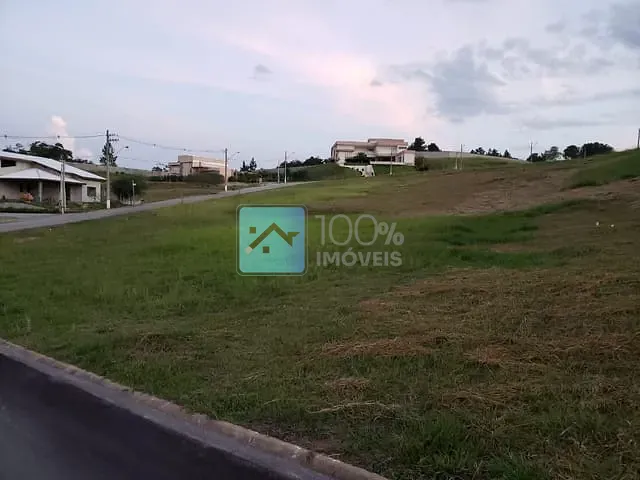Terreno com 806m², à venda, no bairro Condomínio Residencial Altos da Quinta em Não informado