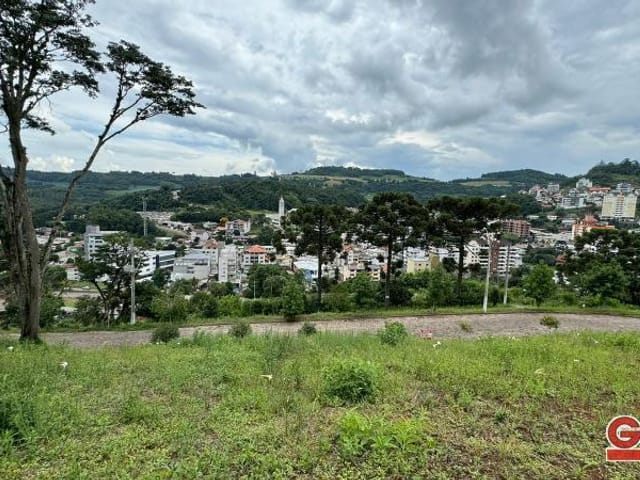 Terreno com 360m², à venda, no bairro Loteamento Basso em Nova Bassano