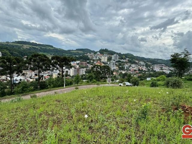 Terreno com 360m², à venda, no bairro Loteamento Basso em Nova Bassano