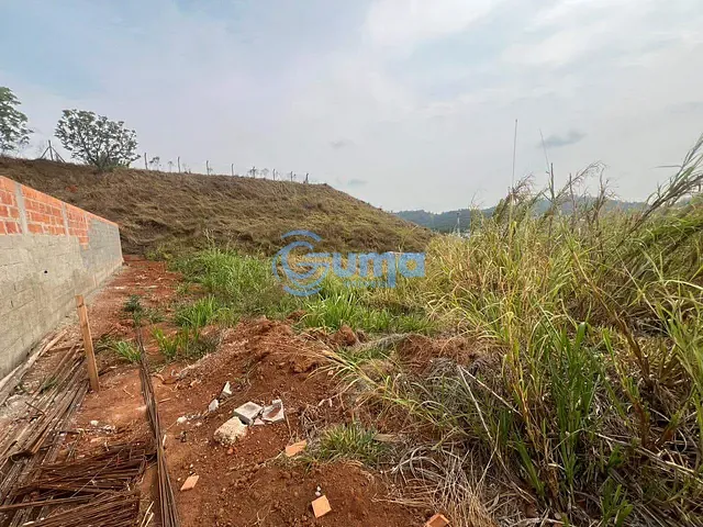 Terreno com 302m², à venda, no bairro Jardim São José em Bragança Paulista