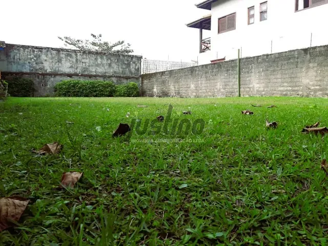 Terreno com 300m², à venda, no bairro Cibratel I em Itanhaém