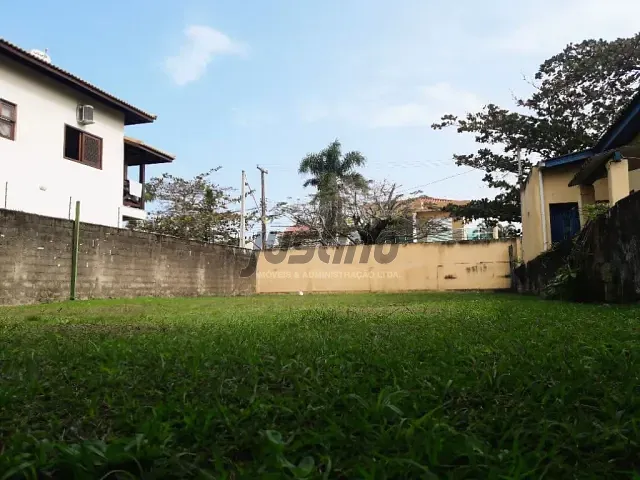 Terreno com 300m², à venda, no bairro Cibratel I em Itanhaém