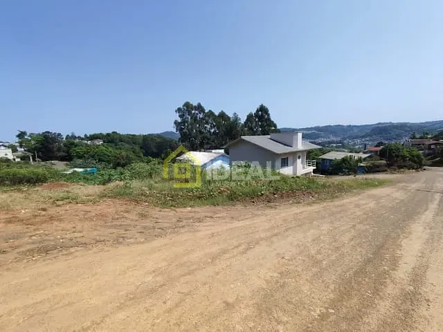 Terreno com 409m², à venda, no bairro Catarina Fontana em Concórdia