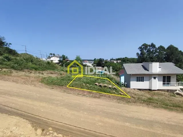 Terreno com 409m², à venda, no bairro Catarina Fontana em Concórdia