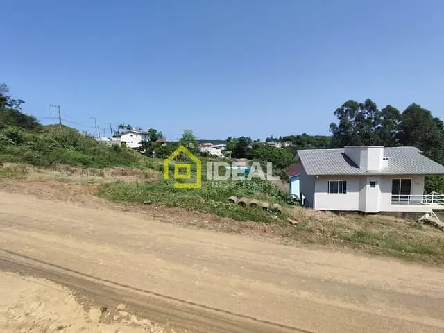 Terreno com 409m², à venda, no bairro Catarina Fontana em Concórdia