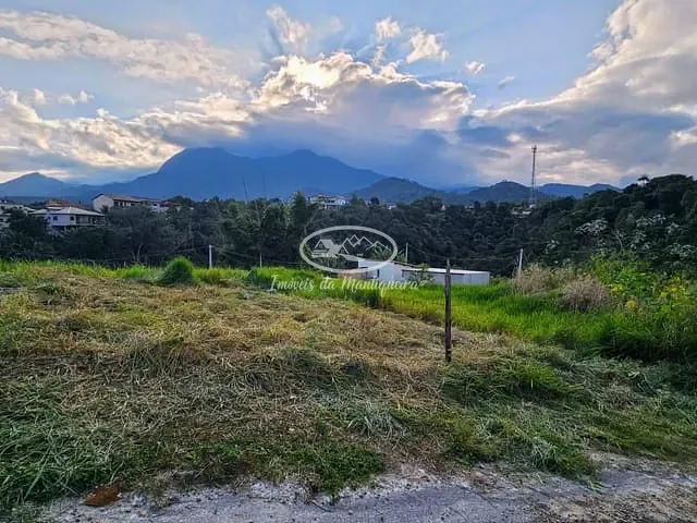 Terreno com 300m², à venda, no bairro Bela Vista (Penedo) em Itatiaia