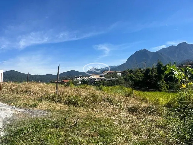 Terreno com 300m², à venda, no bairro Bela Vista (Penedo) em Itatiaia