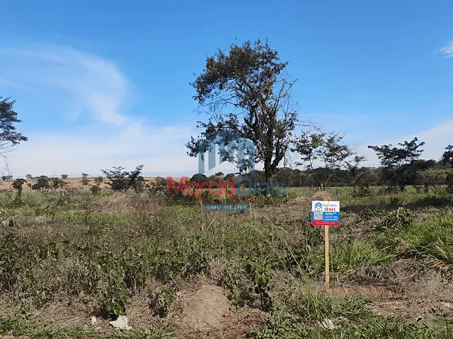 Terreno com 330m², à venda, no bairro Parque Das Andorinhas em Ituverava