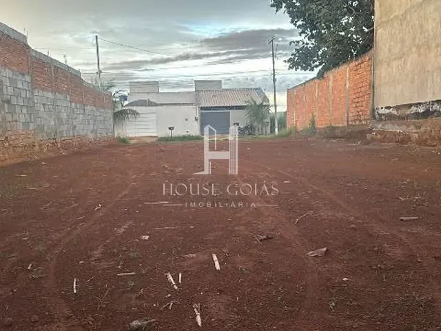Terreno com 250m², à venda, no bairro Residencial Porto Seguro em Senador Canedo