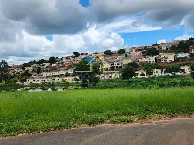 Terreno com 2400m², à venda, no bairro Morada do Sol em Guaxupé