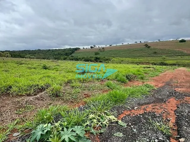 Terreno com 1000m², à venda, no bairro Centro em Pouso Alegre