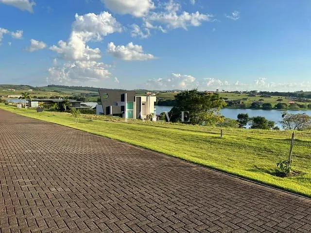 Terreno com 1580m², à venda, no bairro Zona Rural em Sertanópolis