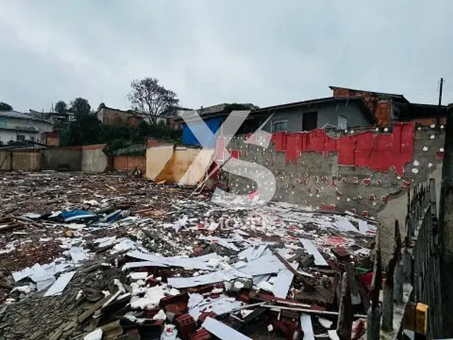 Terreno com 684m², à venda, no bairro Passaúna em Araucária